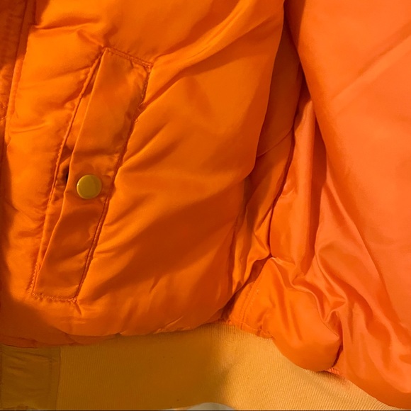 Alpha Industries - Picture 5 of 5